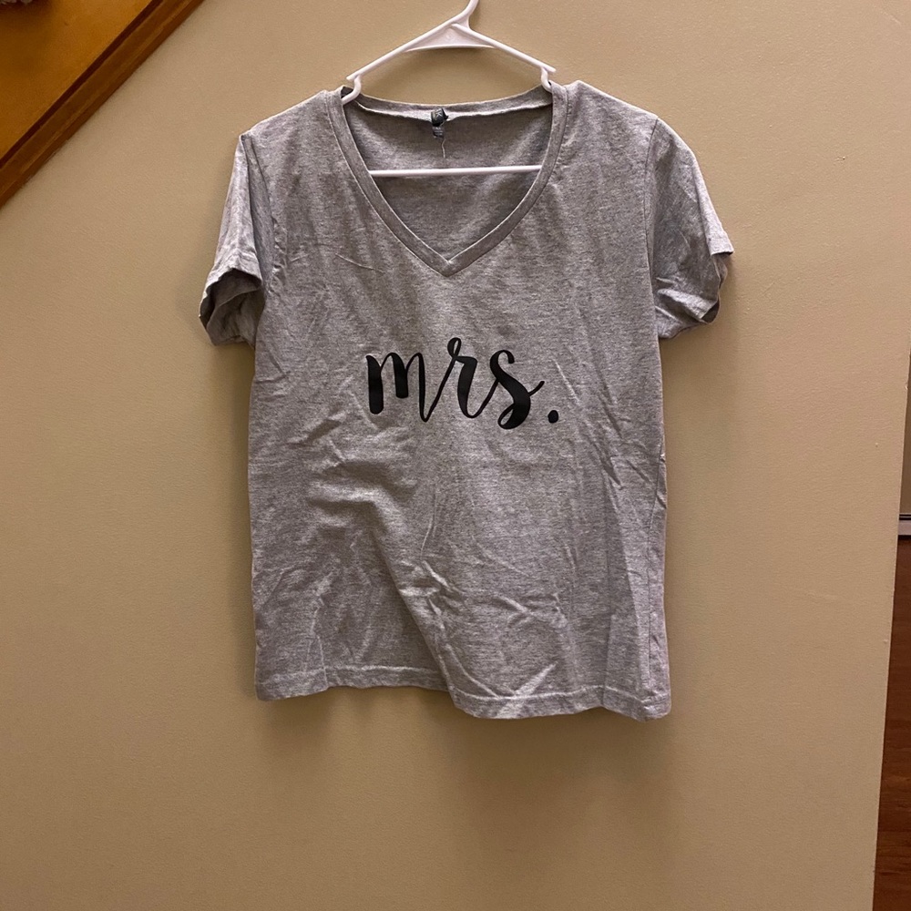 Mrs V neck